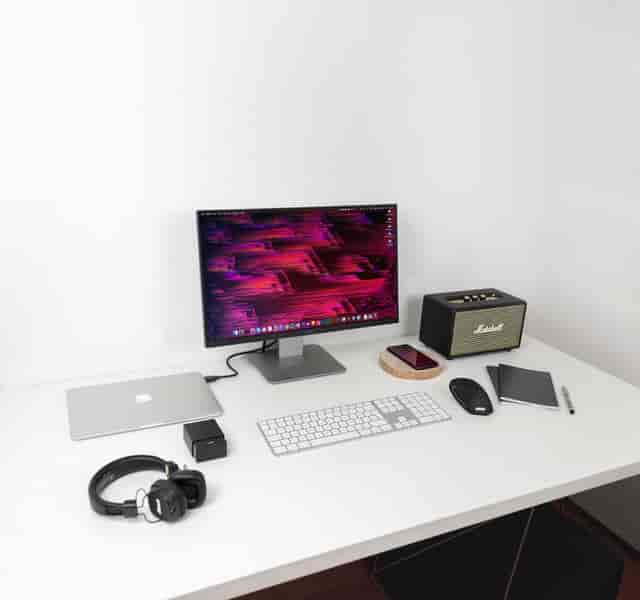 which one best laptop or desktop Day to use, Laptop vs. desktop