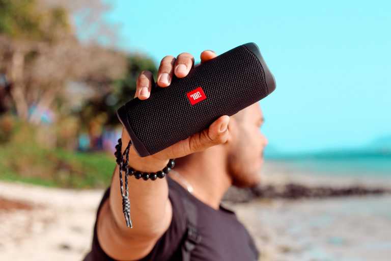 Top 8 Best Bluetooth Speakers Under 1500 (July 2022 updated)